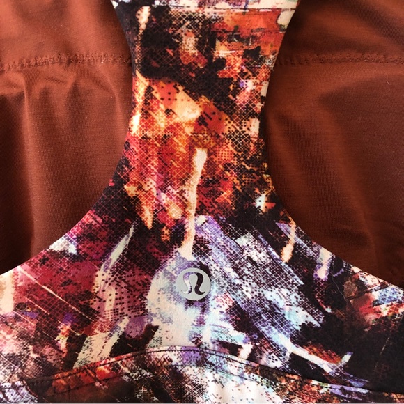 Lululemon Wunder Train Long-Line Bra - Picture 8 of 9